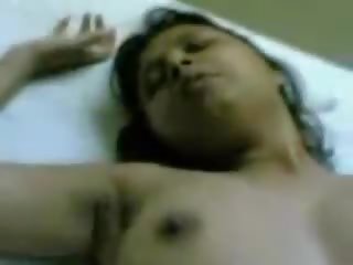 Indian teenage cookie fucking with her uncle in hotel room