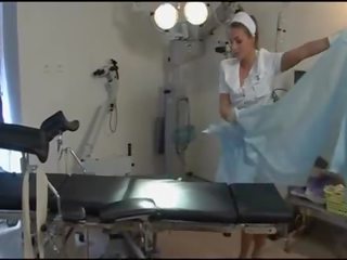 Exceptional infirmière en bronzage bas et talons en hôpital - dorcel
